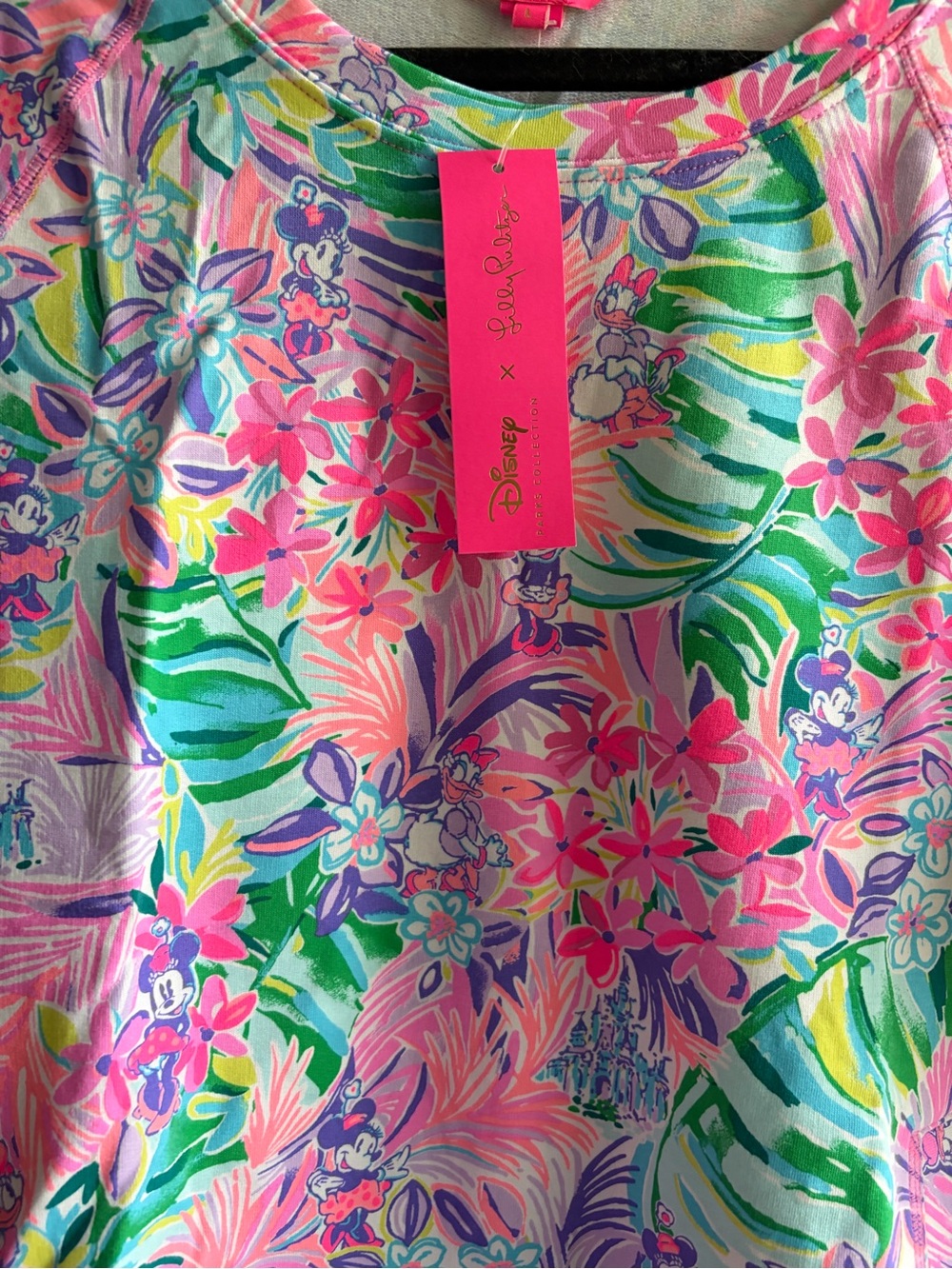 NWT Lilly Pulitzer Beachcomber Pullover - Large - Lilly Loves Disney - Picture 3 of 4